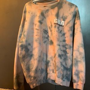 Tie Dye Gildan Crewneck - Size Large